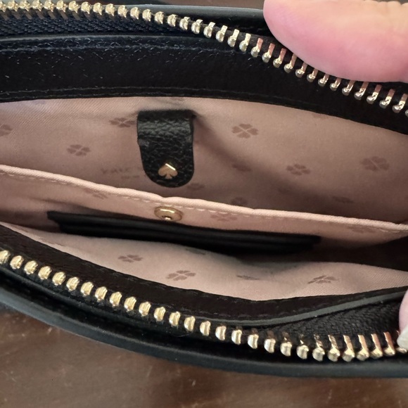 Kate Spade Chelsea Daisy Black Floral Crossbody Bag - Picture 9 of 10